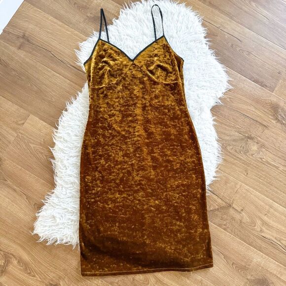1.State Gold Crush Velvet Midi Slip Dress | Size M - Picture 2 of 10